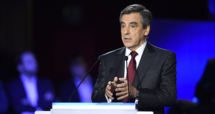 Juppe Concedes Defeat in French Center-Right Presidential Primaries - Fillon wins with 70%