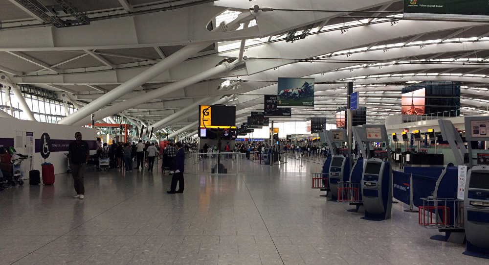 Heathrow Airport Top Secret Data Reportedly Found on USB Stick Left in Street