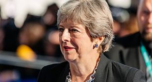 British Government loses key Brexit bill vote
