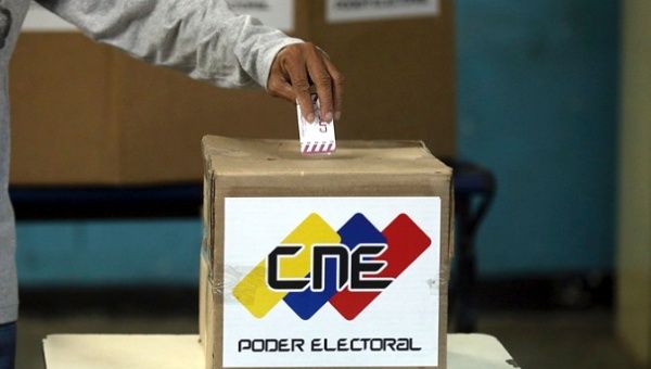 After Socialists Win 17 of 23 States, US Claims Venezuela Elections Not 'Free and Fair'