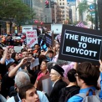 U.S. Lawmakers Seek to Criminally Outlaw Support for Boycott Campaign Against Israel
