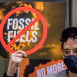 Sanders, Omar Unveil Bill to End 'Absurd Corporate Handouts' to Fossil Fuel Industry